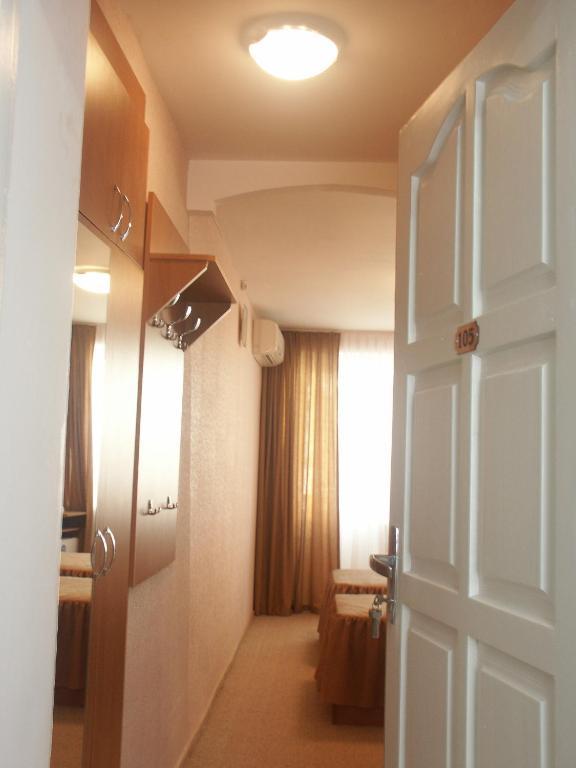 Marrion Hotel Odessa Oda fotoğraf